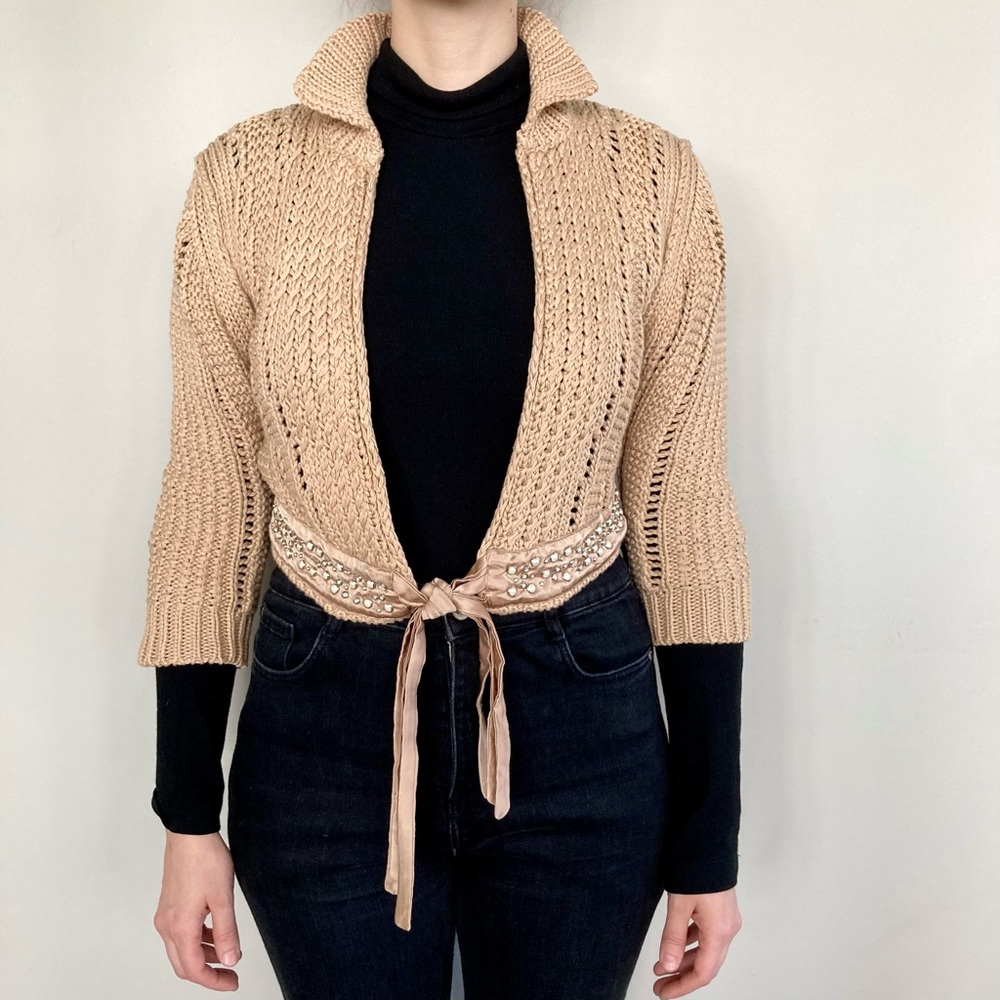 Vintage Y2K Roberto Cavalli pearl detail cropped knit cardigan sweater. 🤎